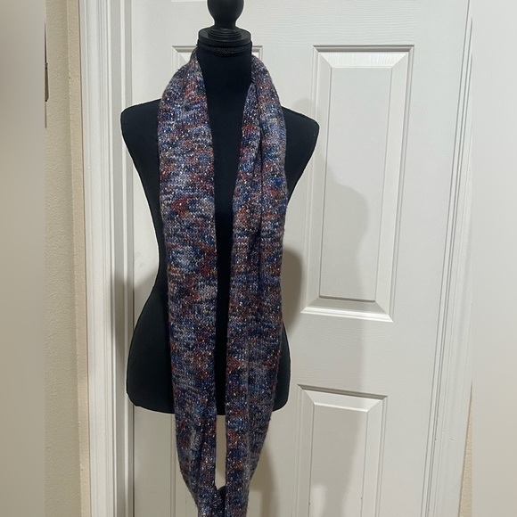 LOFT INFINITY SWEATER KNIT SCARF BLUE PINK CONFETTI METALLIC COLOR. - Picture 3 of 6